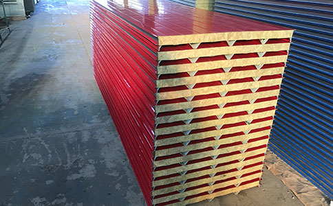 瓦楞(léng)岩棉屋麵板