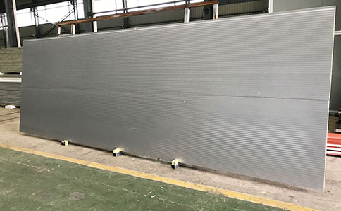 岩棉夾芯橫裝板（bǎn）在（zài）哪些場景（jǐng）下使用效果最佳？