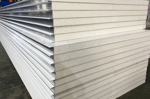 會導致彩鋼（gāng）夾芯板生鏽的原因有哪（nǎ）些