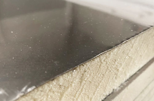 彩鋼複合板與普通鋁板占哪些優勢